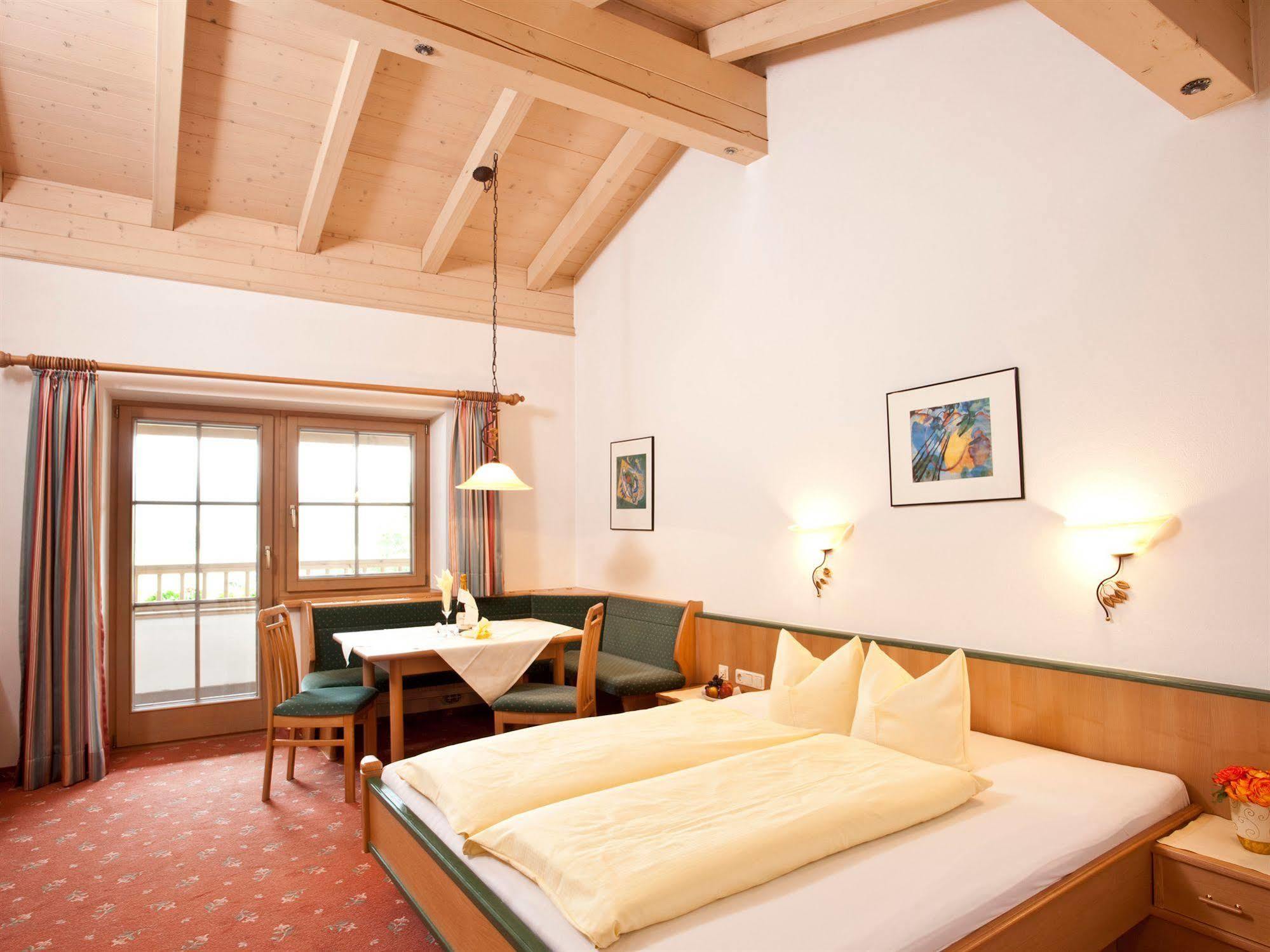 Erlebnishotel Kitzbuehler Horn Oberndorf in Tirol Esterno foto